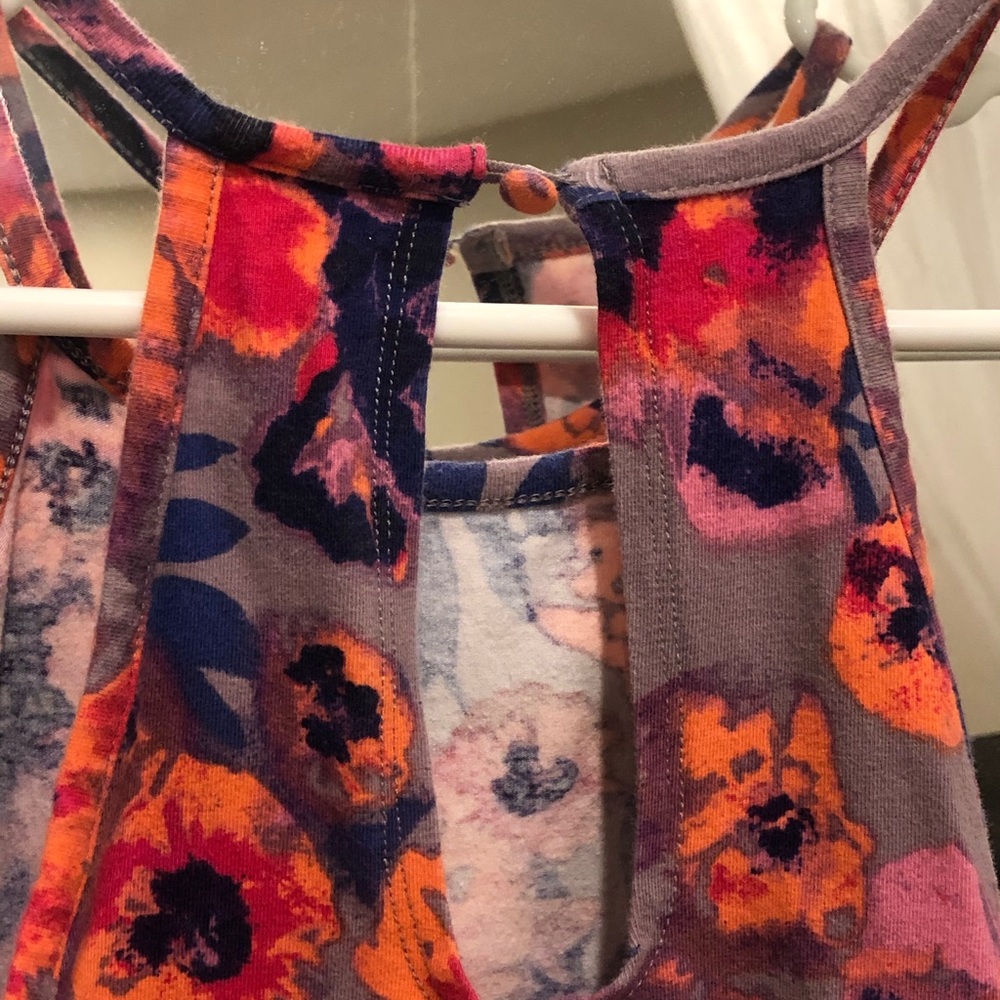 Flower Dress 🌺 - Picture 6 of 6